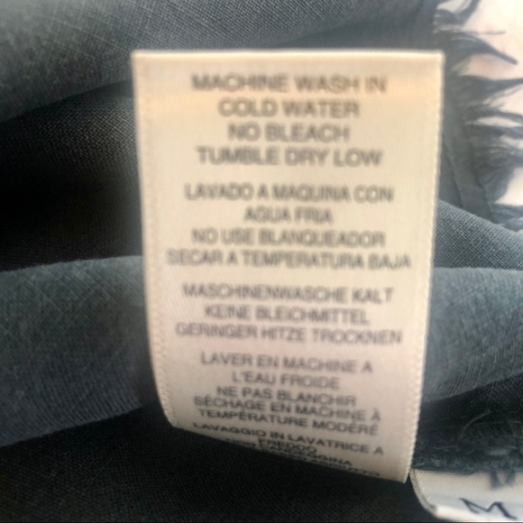 cloth & stone Top Shirt Chambray Blue with Scattered Silver Stars ANTHRO Medium - Picture 15 of 16